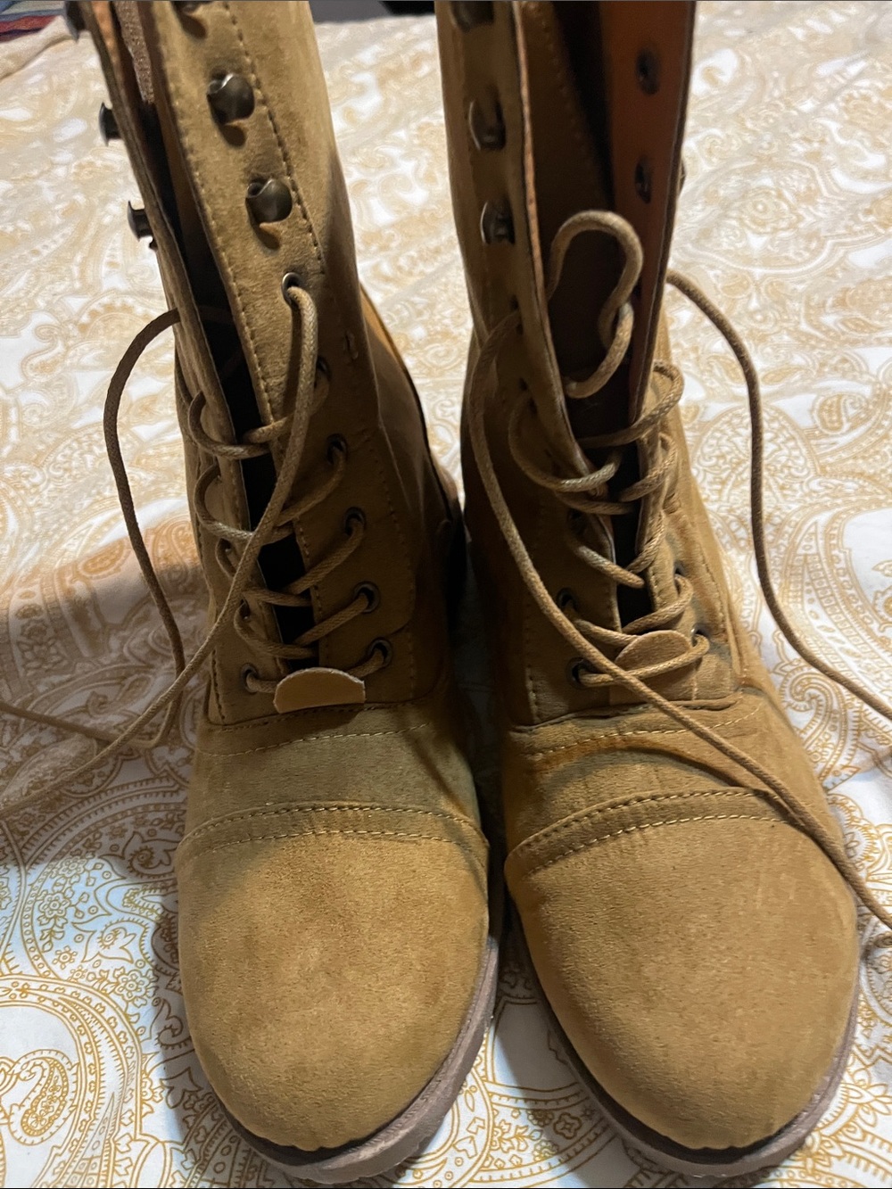 Tan Suede Lace-Up Combat Boots - Unbranded